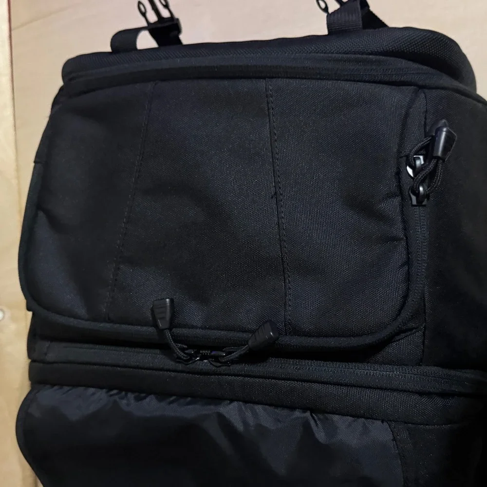 Lowepro Fastpack 200 Camera Backpack Black Nylon Multi Compartment Photography